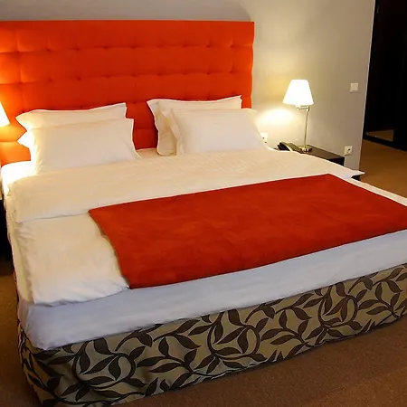 Bontiak Hotel 4*