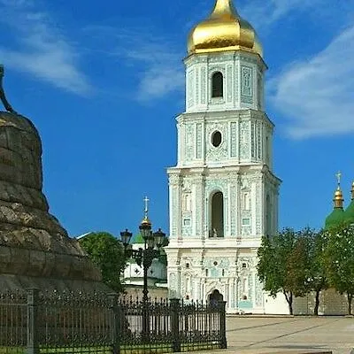 Hotel Bontiak